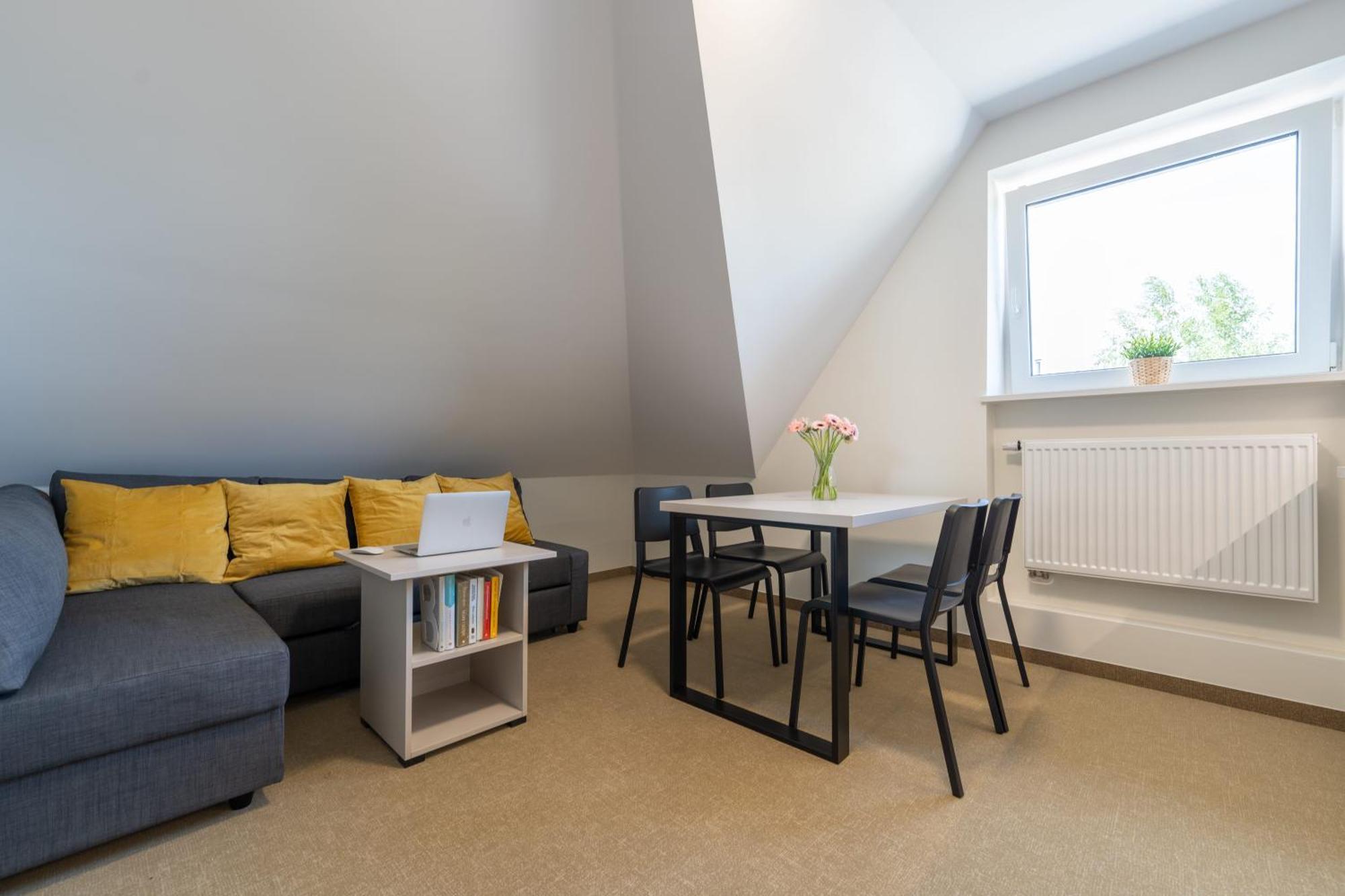 Ksiazka Do Poduszki - 250 Metrow Do Bulwarow Wislanych - Dream Apartment Ustron